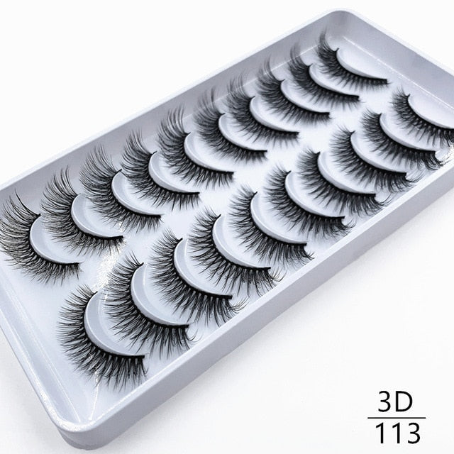 Dramatic false eyelashes