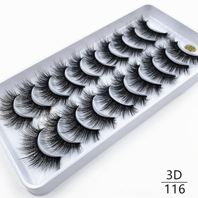 Dramatic false eyelashes