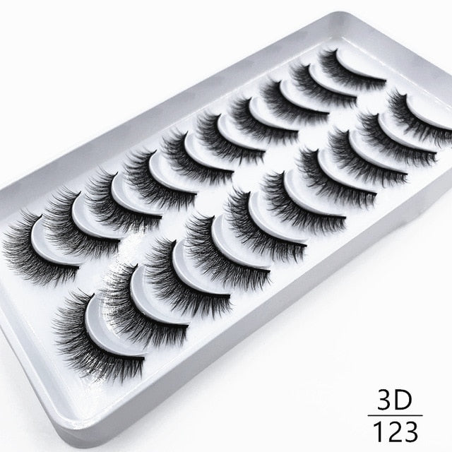 Dramatic false eyelashes